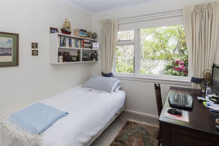 Photo of property in 19 Joyce Crescent, Ilam, Christchurch, 8041