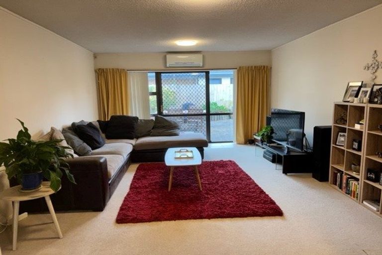 Photo of property in 2/13 Citation Way, Botany Downs, Auckland, 2010