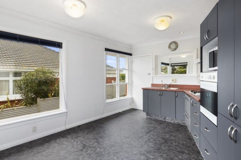 Photo of property in 83 Easther Crescent, Kew, Dunedin, 9012