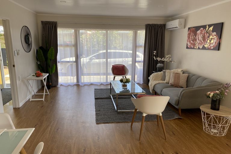 Photo of property in 3/10 Browns Road, Manurewa, Auckland, 2102