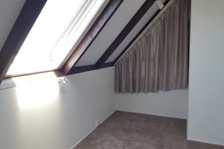 Photo of property in 1/47 Centorian Drive, Windsor Park, Auckland, 0632