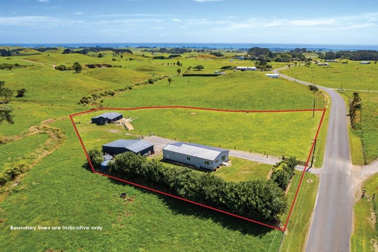 Photo of property in 282 Warea Road, Warea, New Plymouth, 4381
