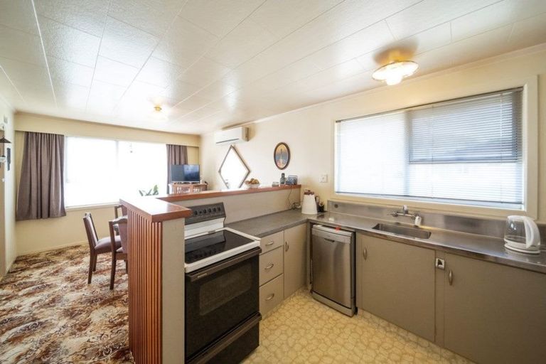 Photo of property in 202 Carrington Street, Vogeltown, New Plymouth, 4310