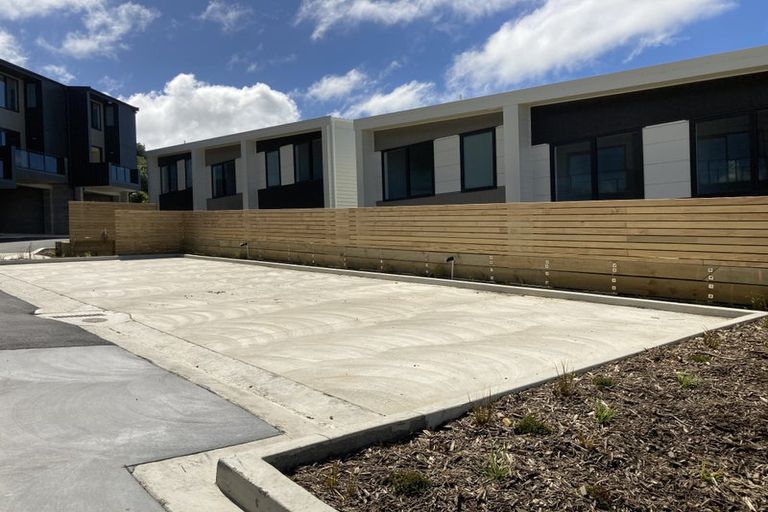 Photo of property in 1/52 High Street, Island Bay, Wellington, 6023