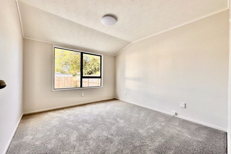 Photo of property in 20 Finlayson Avenue, Clendon Park, Auckland, 2103