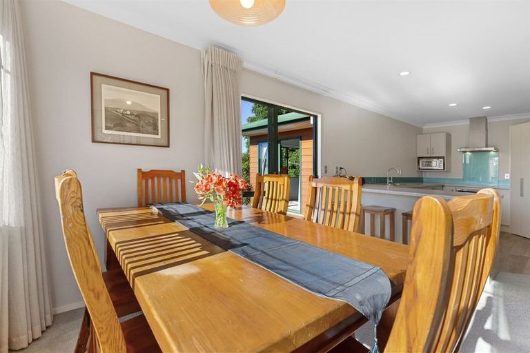 Photo of property in 21 Stephens Place, Hairini, Tauranga, 3112