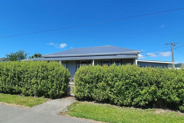 Photo of property in 55 High Street, Waimate, 7924