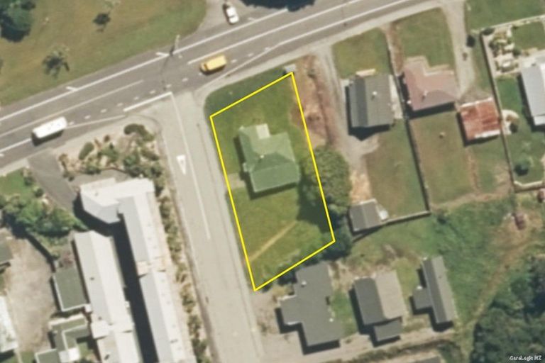 Photo of property in 13 Main Road, Fox Glacier, 7886