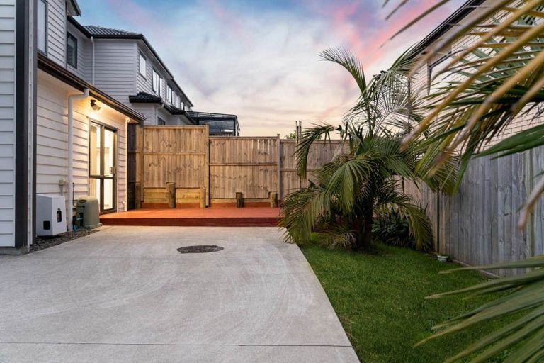 Photo of property in 5 Riwai Street, Flat Bush, Auckland, 2019