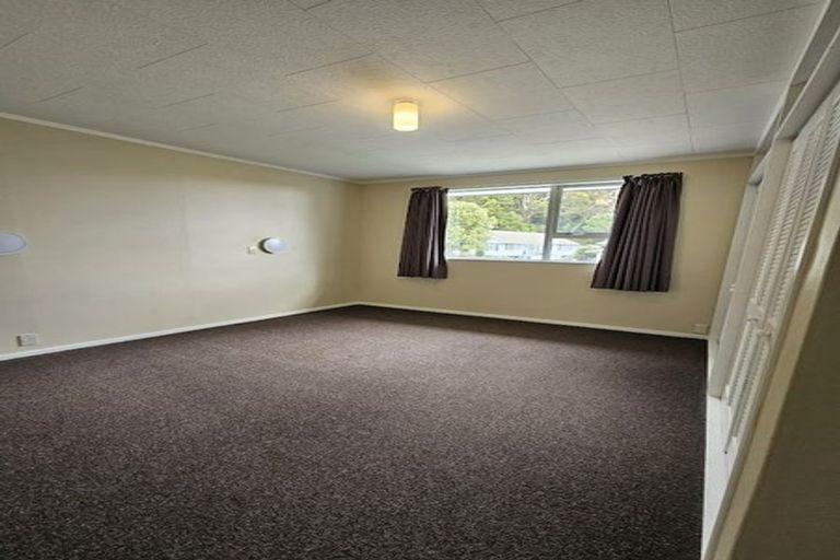 Photo of property in 19 Mamaku Street, Paraparaumu, 5032