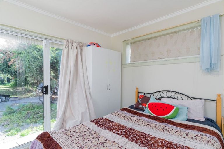 Photo of property in 71 Cutts Road, Russley, Christchurch, 8042