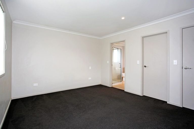 Photo of property in 6d Pyne Crescent, Pokeno, 2402