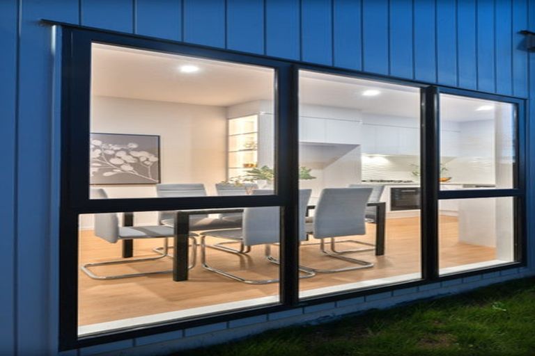 Photo of property in 23a West Harbour Drive, West Harbour, Auckland, 0618