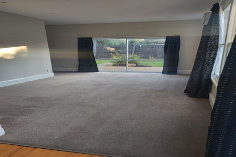 Photo of property in 7 Devonport Lane, St Albans, Christchurch, 8014
