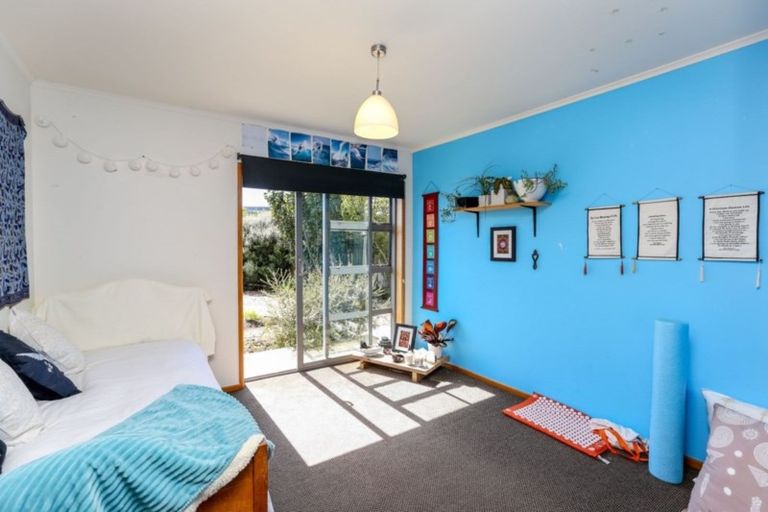 Photo of property in 130b Wairau Road, Oakura, 4314
