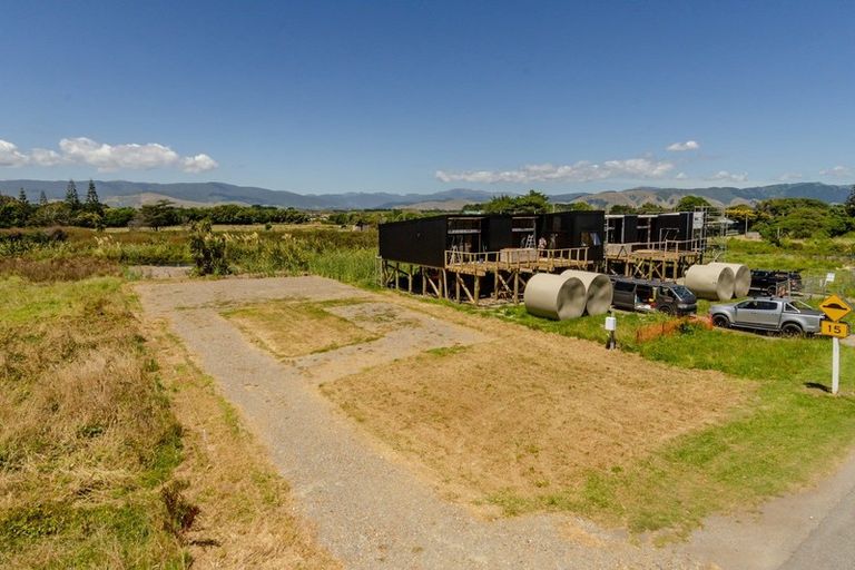 Photo of property in 38 Kapiti Lane, Otaki Beach, Otaki, 5512