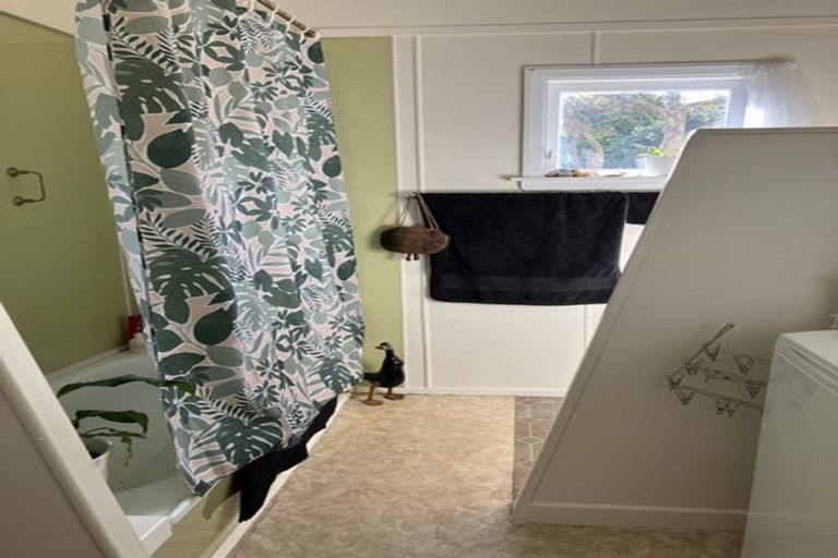 Photo of property in 15 Valentine Street, Alicetown, Lower Hutt, 5010