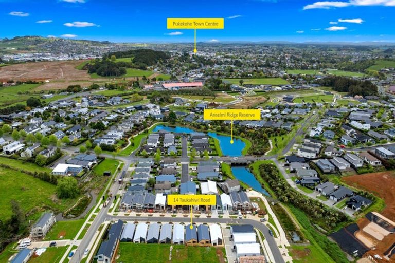 Photo of property in 14 Taukahiwi Road, Pukekohe, 2120