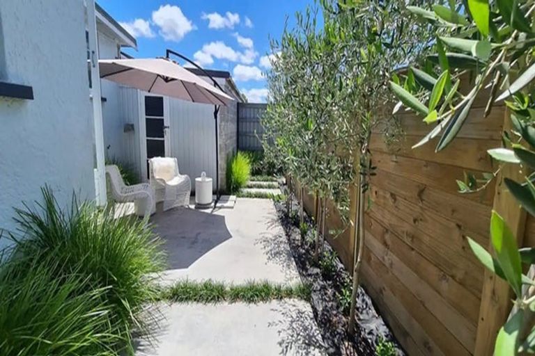 Photo of property in 18 Howden Road, Fairfield, Hamilton, 3214