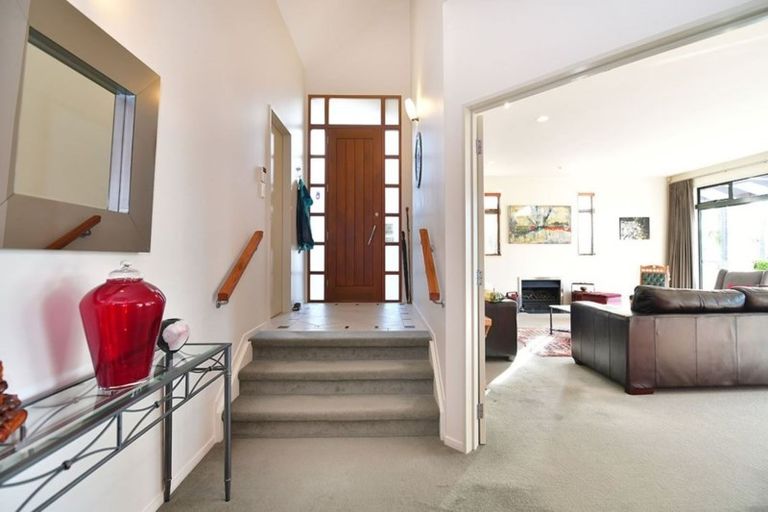 Photo of property in 21 The Crescent, Tindalls Beach, Whangaparaoa, 0930