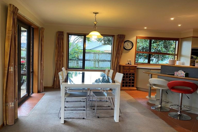 Photo of property in 16 Milbrook Place, Chartwell, Hamilton, 3210