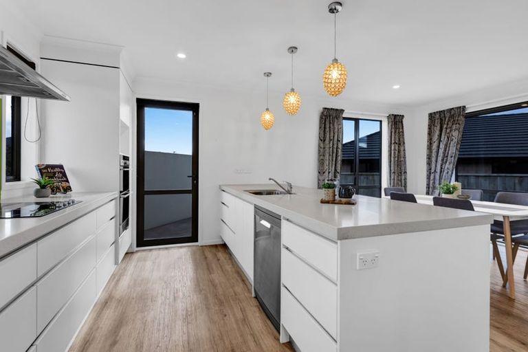 Photo of property in 72 Dillon Drive, Bell Block, New Plymouth, 4312