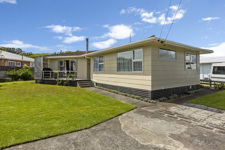 Photo of property in 28a Paritutu Road, Spotswood, New Plymouth, 4310