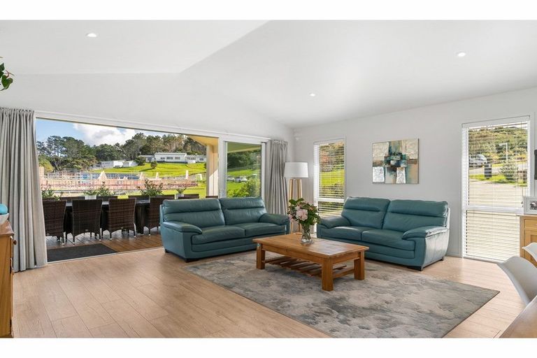 Photo of property in 150 Estuary Drive, Mangawhai Heads, Mangawhai, 0505