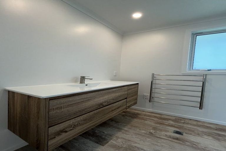 Photo of property in 54 Desert Gold Street, Ascot Park, Porirua, 5024