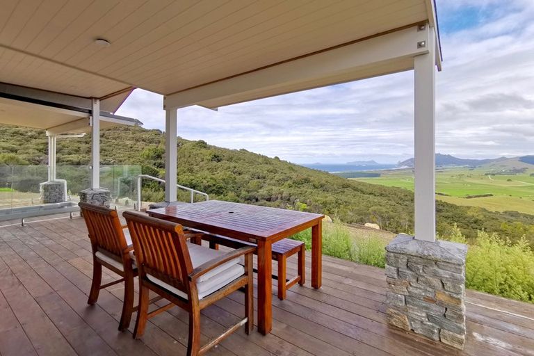 Photo of property in 114 Rarangi Heights, Parua Bay, 0192