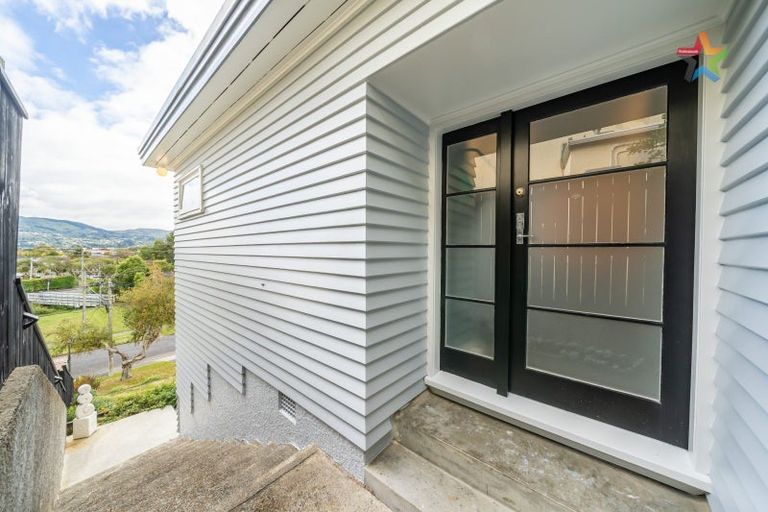 Photo of property in 27 Wyndrum Avenue, Waterloo, Lower Hutt, 5011