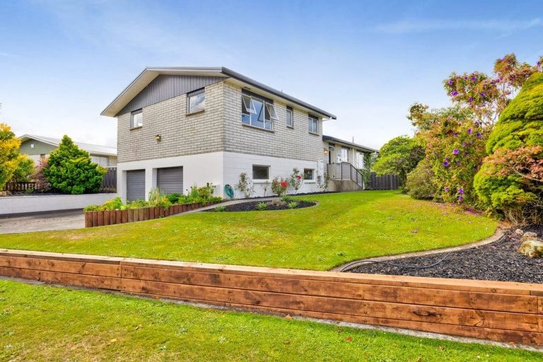 Photo of property in 18 Oberon Street, Stratford, 4332