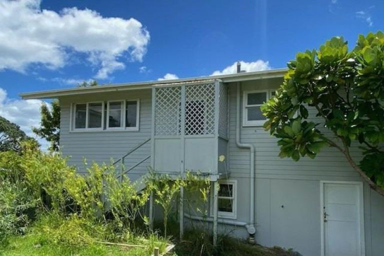 Photo of property in 85 Pacific Parade, Army Bay, Whangaparaoa, 0930