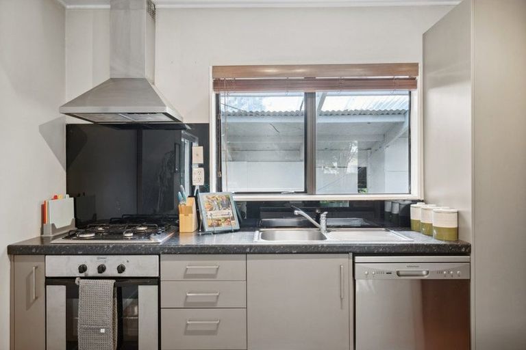 Photo of property in 9 Baillie Crescent, Carterton, 5713