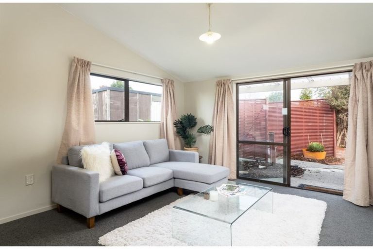 Photo of property in 18 Tilford Street, Woolston, Christchurch, 8062