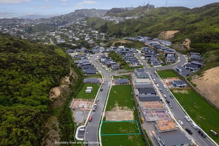 Photo of property in 127 Silverstream Road, Crofton Downs, Wellington, 6035