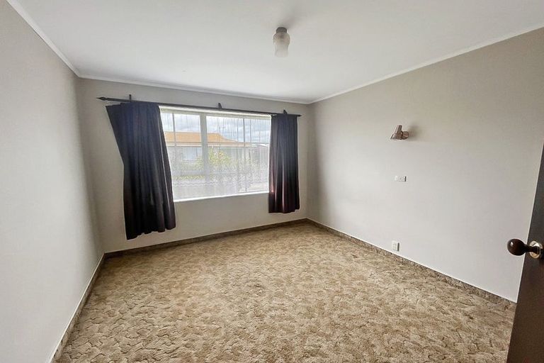 Photo of property in 4 Woodfield Avenue, Roslyn, Palmerston North, 4414