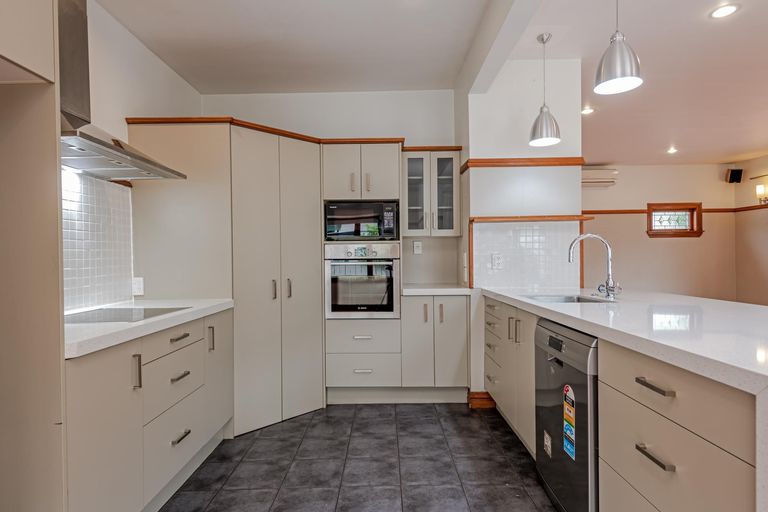 Photo of property in 46 Linton Street, West End, Palmerston North, 4410