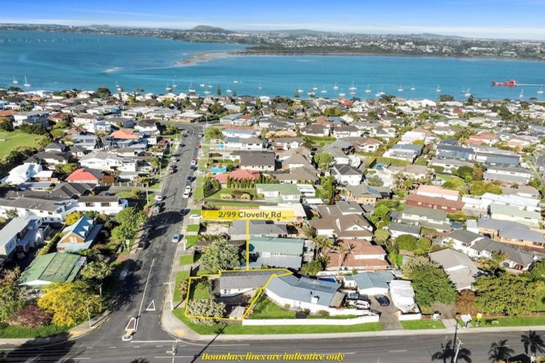 Photo of property in 2/99 Clovelly Road, Bucklands Beach, Auckland, 2012