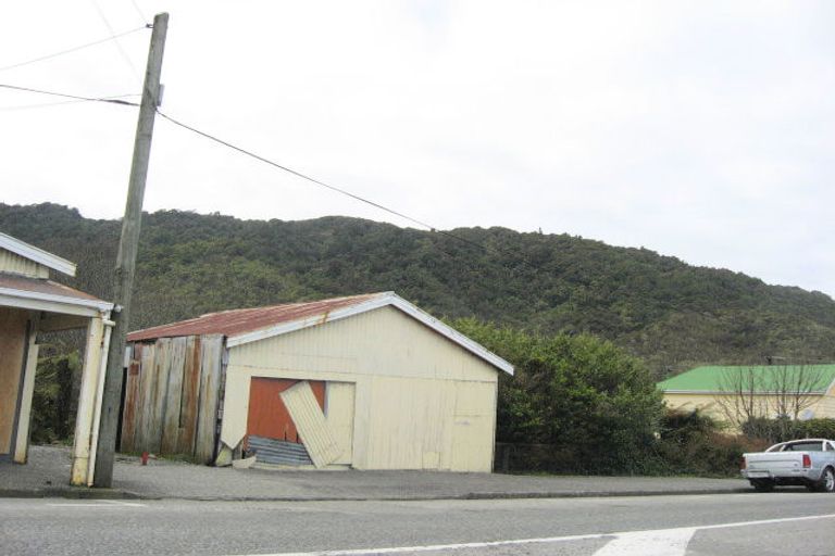 Photo of property in 123 Bright Street, Cobden, Greymouth, 7802