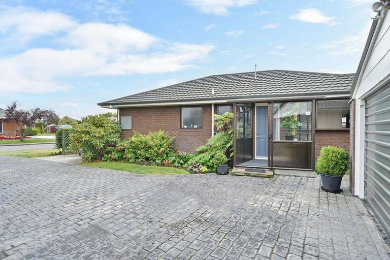 Photo of property in 18 Harrall Place, Kaiapoi, 7630