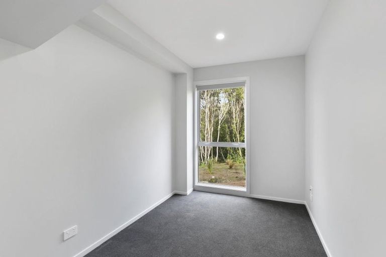 Photo of property in 10 Kohu Way, Whitby, Porirua, 5024
