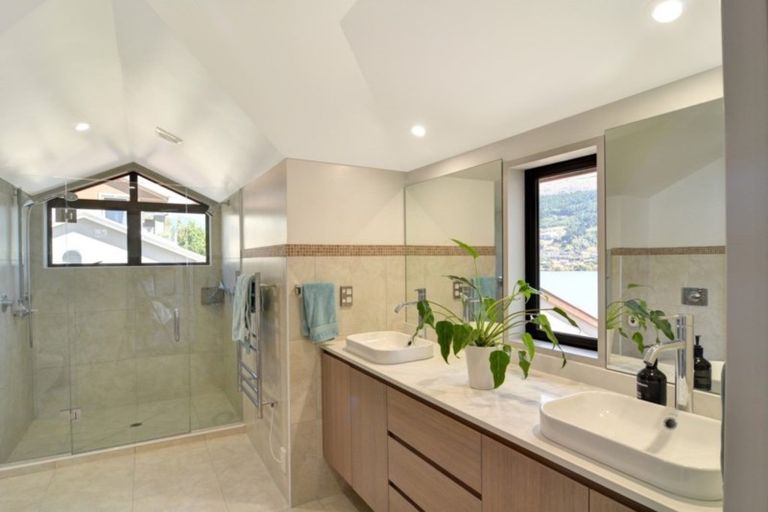 Photo of property in 37 Loop Road, Kawarau Falls, Queenstown, 9300