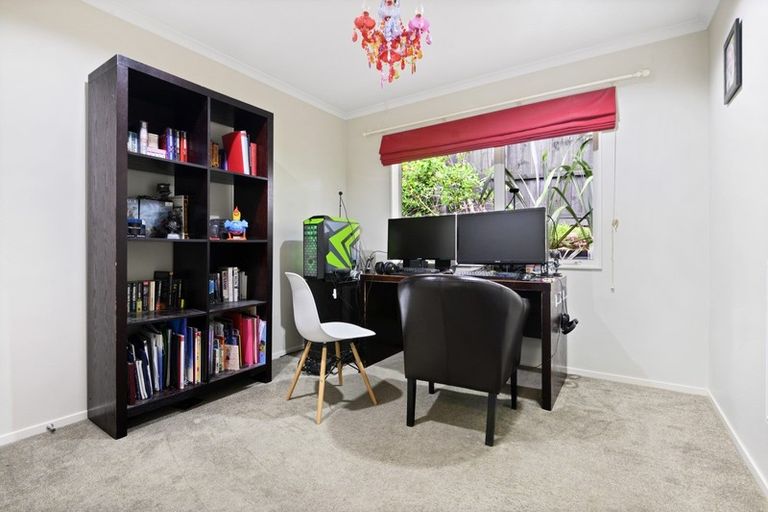 Photo of property in 3 Neill Boak Place, Beachlands, Auckland, 2018