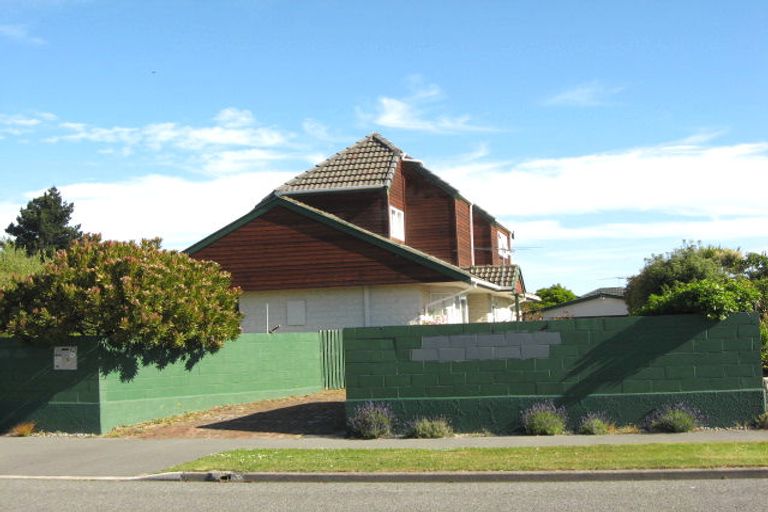 Photo of property in 3 Chadlington Street, Parklands, Christchurch, 8083
