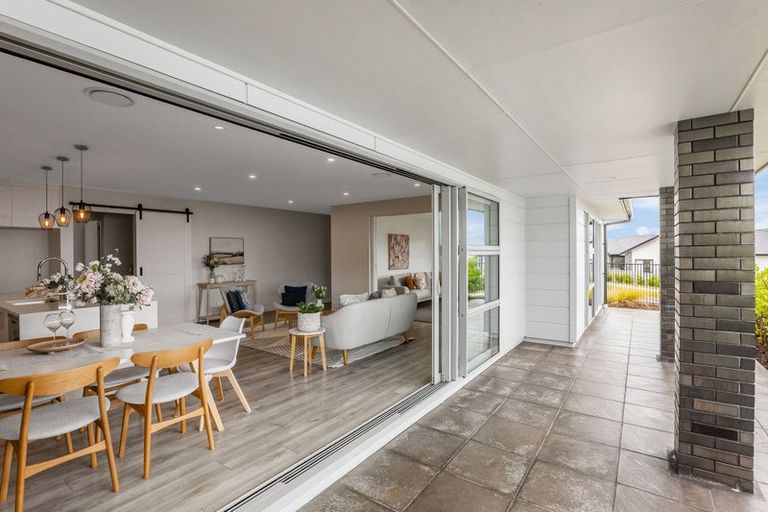 Photo of property in 49 Waitaria Terrace, Aotea, Porirua, 5024