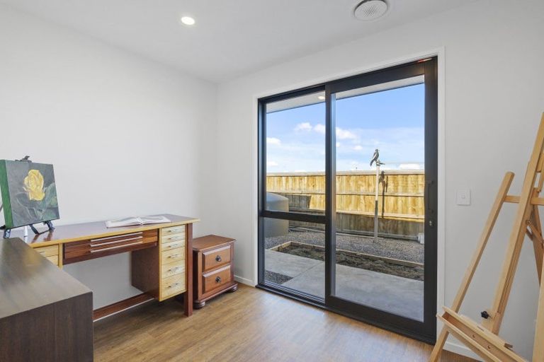 Photo of property in 6 Harrier Place, Amberley, 7410