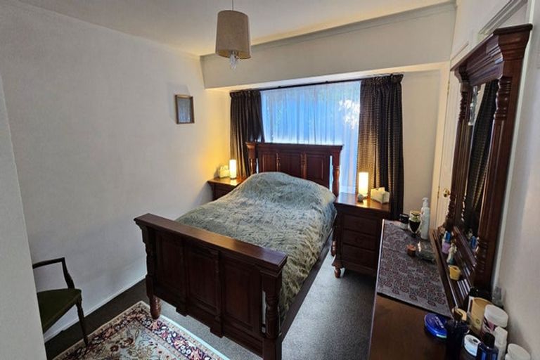 Photo of property in 1/13 Montclair Rise, Browns Bay, Auckland, 0630