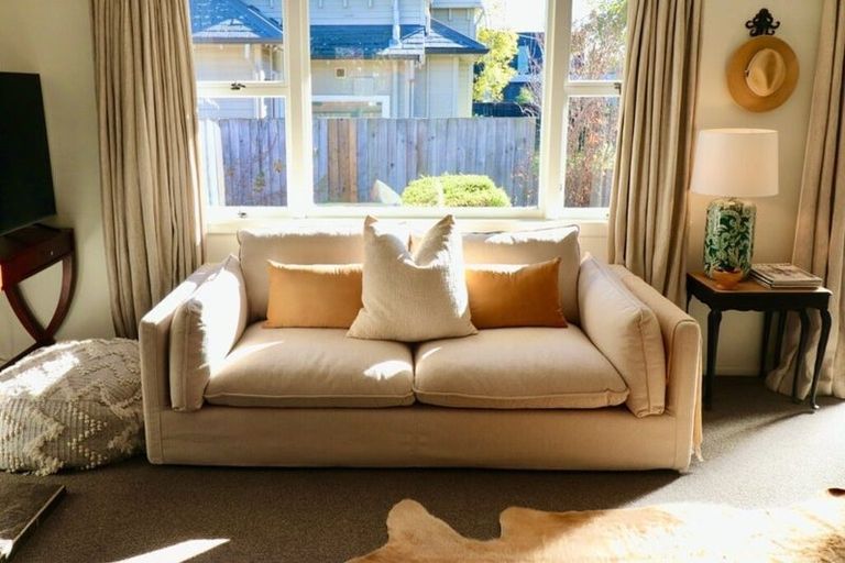 Photo of property in 2/10 Bretts Road, St Albans, Christchurch, 8052