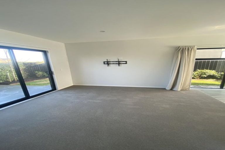 Photo of property in 3 Lazarus Lane, Halswell, Christchurch, 8025